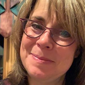 Meet your Posher, Maja